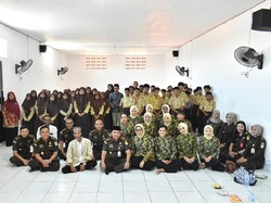 Serangkaian Aksi Kemanusiaan Hari Bhakti Adhyaksa ke-64 di Surabaya Utara