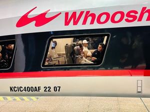 Jumlah Penumpang di Bawah Target, Jokowi Panggil Wamen BUMN-Dirut Kereta Cepat