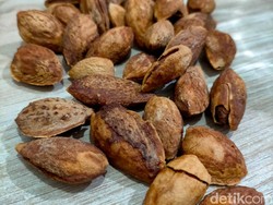 Kacang Almond Tingkatkan Libido Pria? Ini Fakta dan Kandungan Nutrisinya