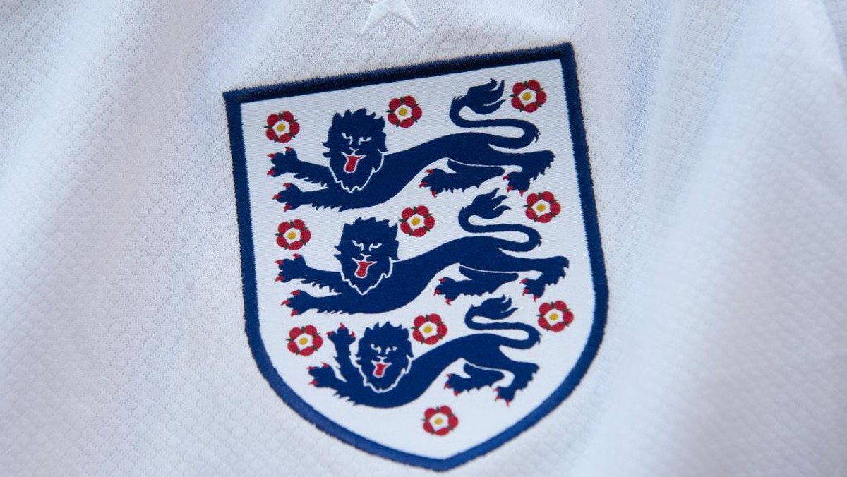 Logo Timnas Inggris. (Foto: Joe Prior/Visionhaus via Getty Images)