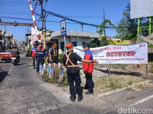 2 Perlintasan Sebidang Kereta Api di Wilayah Sidoarjo Ditutup 2 Perlintasan Sebidang Kereta Api di Wilayah Sidoarjo Ditutup
