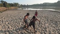Duh! Debit Air Sungai Batanghari Menyusut