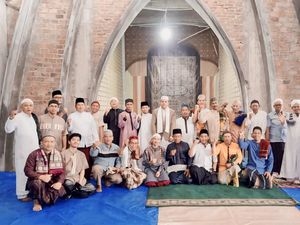 Santri di Pesantren Utsman Bin Affan Doakan Nikson Nababan Jadi Gubernur