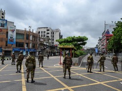 300 Polisi Luka dalam Bentrok dengan Demonstran, Bangladesh Kerahkan Tentara