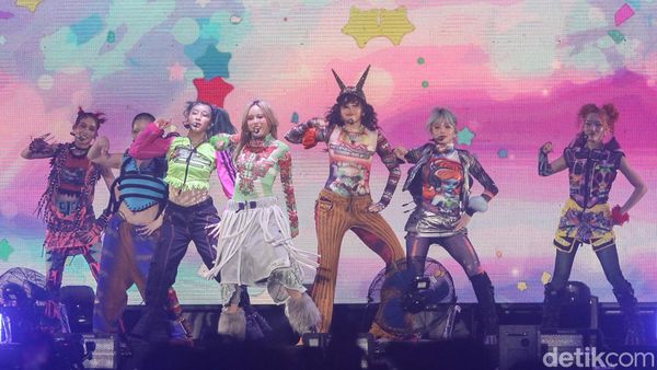 XG Hebohkan Panggung We The Fest 2024