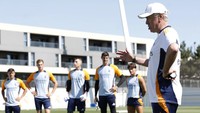 Itu artinya, Real Madrid akan arungi jadwal padat dan pelatih Carlo Ancelotti hanya bisa berharap timnya terbebas dari badai cedera (Getty Images)
