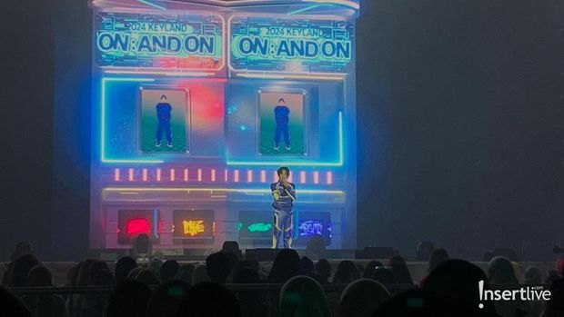 Konser Key SHINee