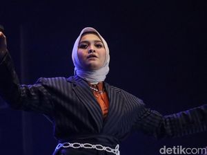 Salma Salsabil Undur Diri dari Line Up Prambanan Jazz 2025 Salma Salsabil Undur Diri dari Line Up Prambanan Jazz 2025