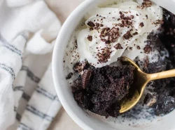 Gampang! Begini Cara Bikin Mug Cake Pakai 2 Bahan