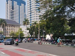 Massa Aksi Tolak Israel di Olimpade Bubar, Lalin Patung Kuda Jakarta Lancar