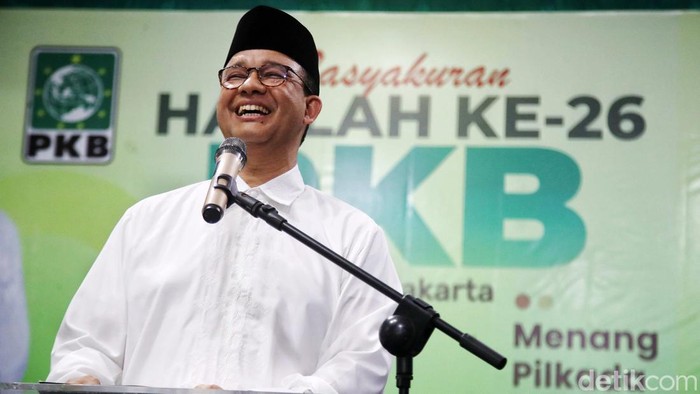 Momen Anies Hadiri Harlah ke-26 PKB DPW PKB DKI Jakarta menggelar peringatan Hari Lahir ke-26 PKB, Minggu (21/7). Mantan Gubernur DKI Jakarta Anies Baswedan hadir dalam acara tersebut.