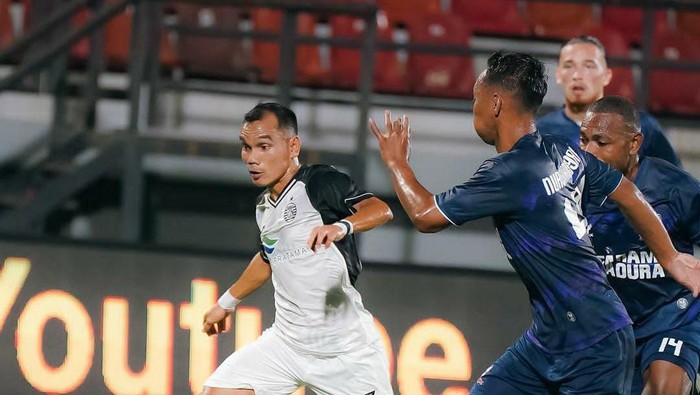 Persija vs Madura United