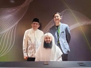Gandeng Maybank Syariah, The Strong Minor Project Hadirkan Mufti Menk