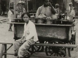 Istilah Pedagang Kaki Lima Ternyata Berasal dari Belanda, Ini Artinya