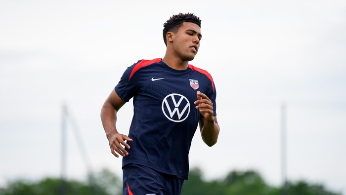 BORDEAUX, FRANCE - JULY 15: Caleb Wiley warms up during USMNT U23 training on July 15, 2024 in Bordeaux, France. (Photo by Andrea Vilchez/ISI/Getty Images)