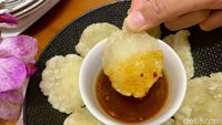 Adu Rasa Cireng Bumbu Rujak Rp 16 Ribu vs Rp 120 Ribu, Enak Mana?