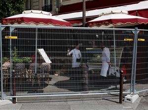 Duh, Pagar Keamanan Olimpiade Bikin Restoran di Dekat Sungai Seine Sepi