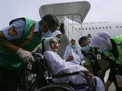 Persiapan Haji 2025, Bulan Sabit Merah Saudi Undang Relawan Paramedis-Logistik