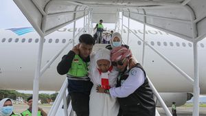Jemaah Haji Kloter Terakhir Asal Aceh Tiba di Tanah Air