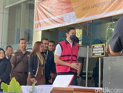 Daftar Barang Bukti dari Harvey Moeis: 11 Rumah, 8 Mobil, hingga 88 Tas Mewah