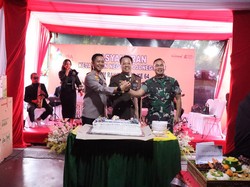 Saat Kapolres-Dandim Bojonegoro Beri Kejutan ke Kajari di Hari Adhyaksa ke-64