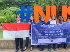 Ngalam Mbois: Mahasiswa UB Raih Juara di National University of Singapore Ngalam Mbois: Mahasiswa UB Raih Juara di National University of Singapore