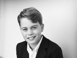 Foto: Pangeran George Ultah ke-11, Ini Transformasinya Sampai Beranjak Remaja Foto: Pangeran George Ultah ke-11, Ini Transformasinya Sampai Beranjak Remaja