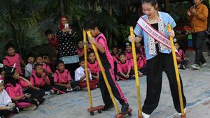 Permainan Tradisional Meriahkan Hari Anak di Surabaya