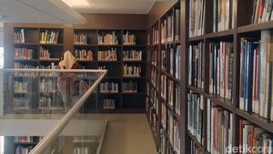 Perpustakaan Erasmus Huis Jadi Tujuan Cari Ilmu dan Konten