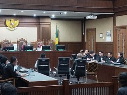 Hakim Persilakan KPK Usut Ahmad Riyadh di Kasus Gazalba Saleh