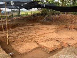 Ekskavasi Diperpanjang, Arkeolog Gali Gapura Situs Bhre Kahuripan Mojokerto