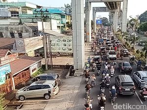 Dishub Palembang Bakal Gembok Kendaraan yang Parkir Liar Depan SD Muhammadiyah Dishub Palembang Bakal Gembok Kendaraan yang Parkir Liar Depan SD Muhammadiyah