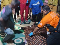 Jatuh Saat Bawa Barang, Buruh di Palembang Tewas Diduga karena Sakit