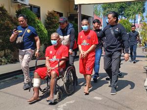 2 Pencuri Spesialis Pikap di Pasuruan Ditangkap, 1 Ditembak Kakinya 2 Pencuri Spesialis Pikap di Pasuruan Ditangkap, 1 Ditembak Kakinya