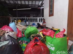 Kisah Juju, Penjaga SDN Pondok Bambu 01 Selamatkan Ibunya dari Kebakaran