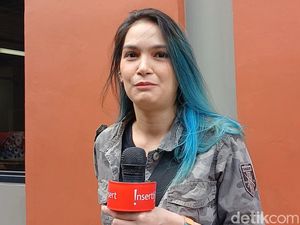 Kia Poetri Ngaku Kenal dengan Perempuan Ditangkap Bareng Virgoun Kia Poetri Ngaku Kenal dengan Perempuan Ditangkap Bareng Virgoun