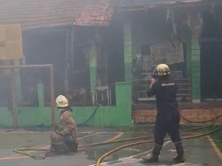 Kebakaran SDN Pondok Bambu 01 Pagi Jaktim Diduga karena Korsleting Listrik