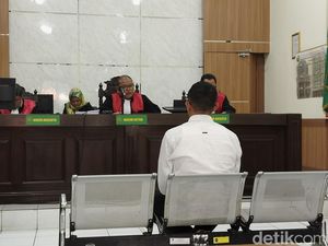 Korupsi Insentif Nakes, Oknum ASN RSUD Palabuhanratu Divonis 4,5 Tahun Bui