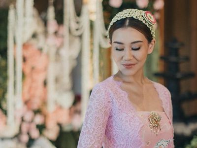 7 Inspirasi Kebaya Modern dari Aaliyah Massaid, Cocok buat Kondangan-Lamaran
