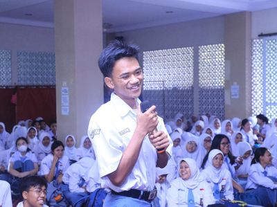 Sosialisasi untuk Pelajar Peduli Sampah demi Keberlanjutan