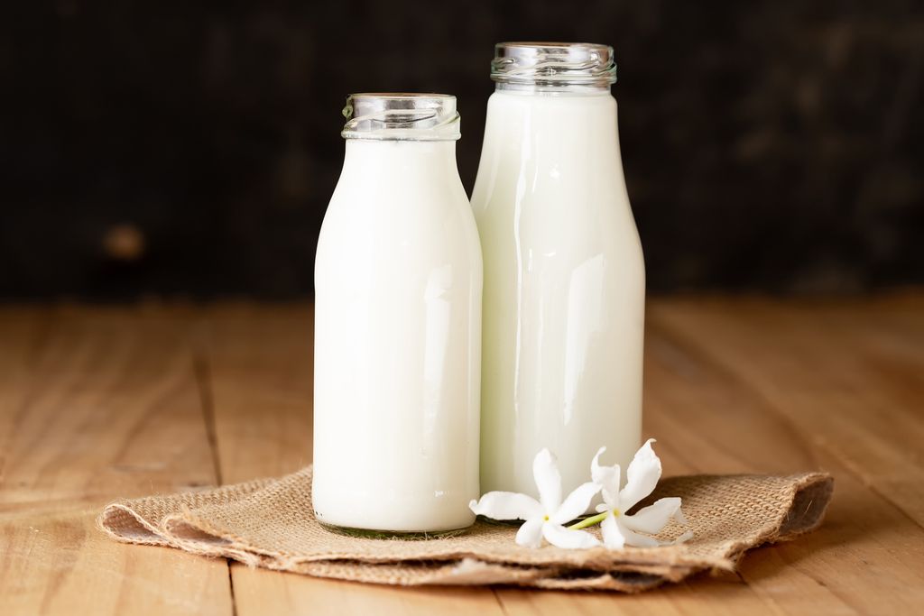 Susu segar/ Foto: Freepik.com/jcomp