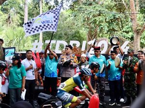 Rebana Iringi Pelepasan Pembalap Etape 2 Tour de Banyuwangi Ijen Rebana Iringi Pelepasan Pembalap Etape 2 Tour de Banyuwangi Ijen