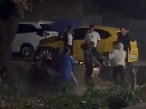 3 Remaja Pengeroyok 2 Perantau di Makassar Ditangkap, 2 Lainnya Masih Diburu 3 Remaja Pengeroyok 2 Perantau di Makassar Ditangkap, 2 Lainnya Masih Diburu