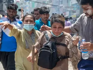 Bagaimana Demo di Bangladesh Berubah Jadi Kerusuhan Mematikan?