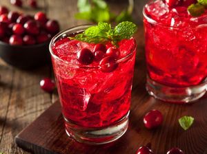 Viral Sari Buah Cranberry Disebut Bantu Usir Bau Miss V, Ini Kata dr Boyke Viral Sari Buah Cranberry Disebut Bantu Usir Bau Miss V, Ini Kata dr Boyke