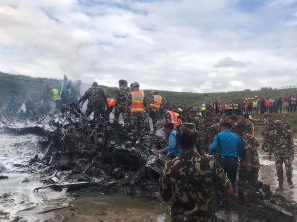 Evakuasi Bangkai Pesawat Saurya Airlines yang Jatuh di Bandara Nepal
