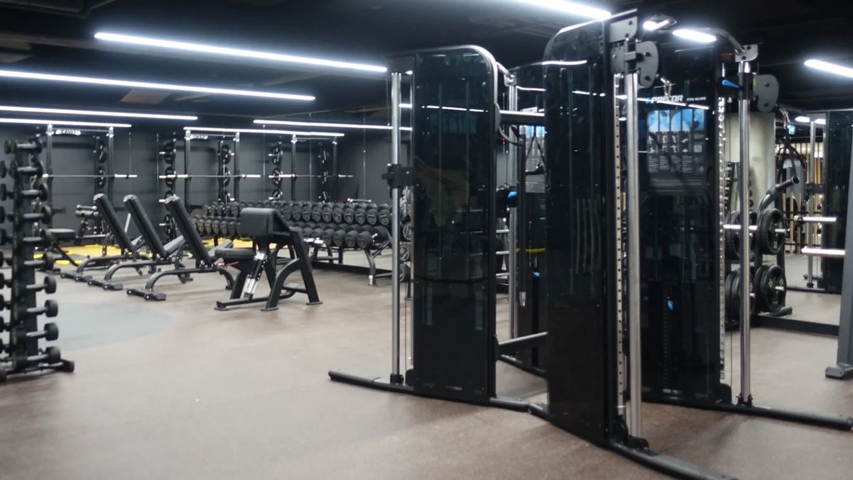 Fasilitas gym di Bandara Melbourne