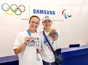 Semangat Atlet Genggam Samsung Galaxy Z Flip 6 Edisi Olimpiade Paris 2024