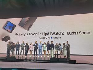 Tampil Kece, Galaxy Z Flip6 & Z Fold6 Cocok untuk Traveler-Profesional Tampil Kece, Galaxy Z Flip6 & Z Fold6 Cocok untuk Traveler-Profesional