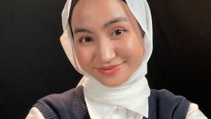 8 Gaya Xaviera Putri dengan Hijab Meleyot, Curi Atensi di Clash of Champions